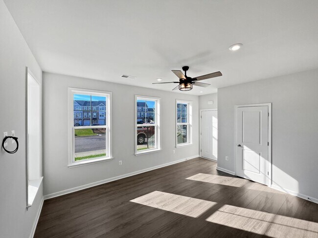 Photo - Beautiful 2 Bedroom Condo in Glen Allen !