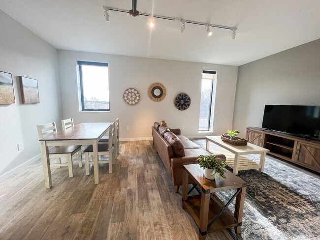 Briar Grove Apartments (Building D)
