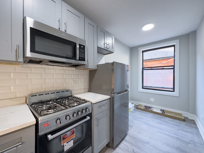 Photo - 545 W Belmont Ave Unidad N3