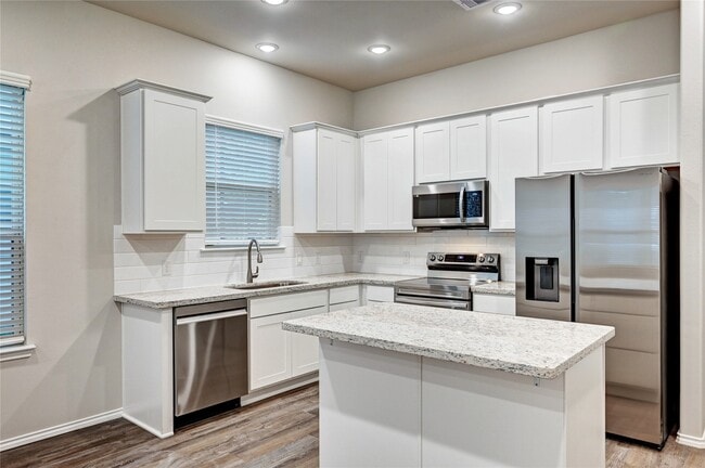 Photo - 10196 Barberry St