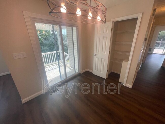 Photo - 107 Miranda Way