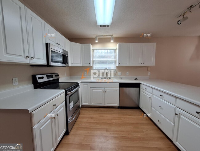 Photo - 204 Westcliff Center St