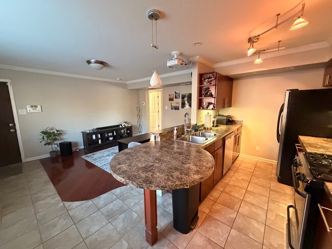 Photo - 155 Virginia Ave Unidad 204