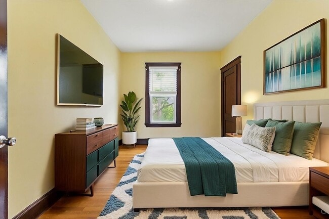 Photo - 466 Locust St Unit 2