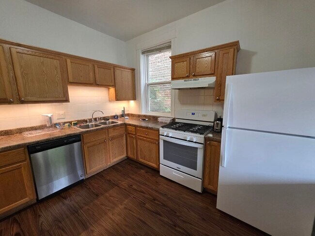1318 N Homan Ave. Unit 1