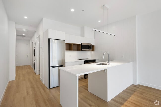 1BD, 1BA - 607SF - Kitchen - Joffre Place