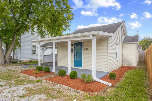 Building Photo - 2151 Park Ave