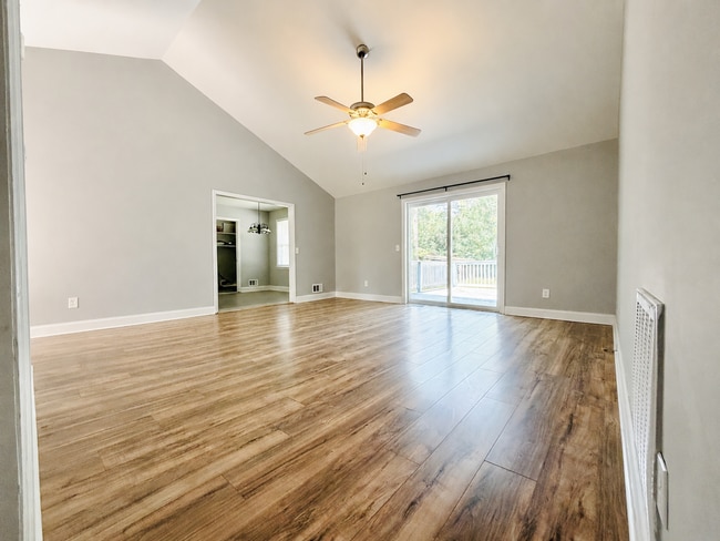 Photo - 128 S Wrenwood Dr