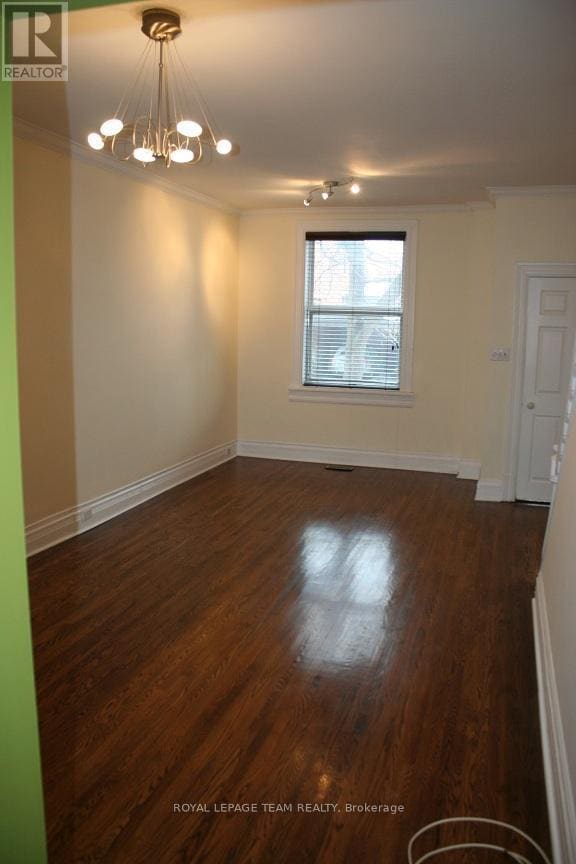 Photo - 35 Ivy Crescent