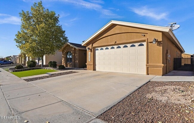 Photo - 14125 Rainbow Point Dr