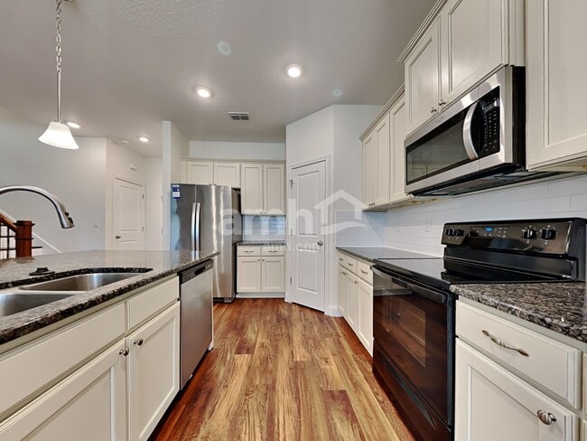 Photo - 644 Sunny Stroll Dr