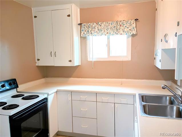 Photo - 1927 Alpine Dr