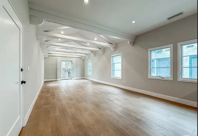 Photo - 150 N Arnaz Dr Unit C