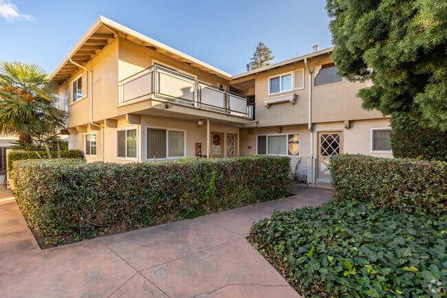 Photo - 364-366 W Olive Ave