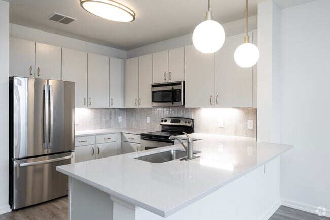 Flagstone JB 1BR, 1.5BA - 871SF - Kitchen