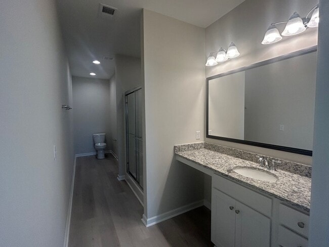 Photo - Brand New in Trolley Run