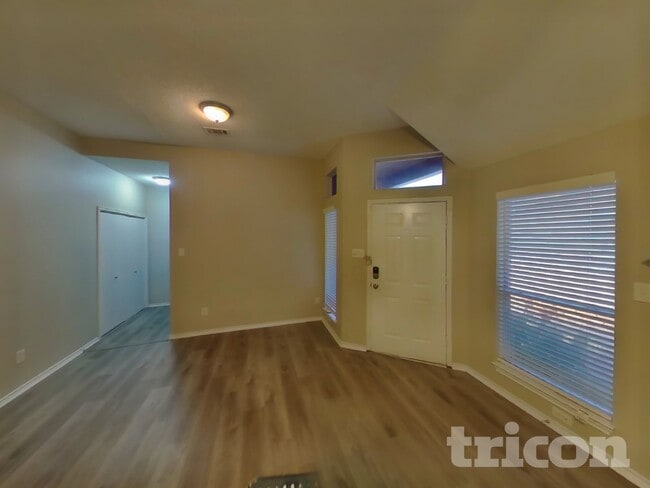 Photo - 5208 Wolverton Ct