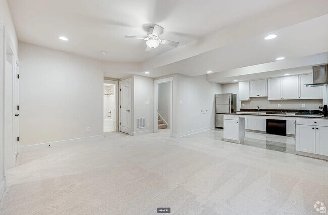 Building Photo - 2032 Arch Dr Rental
