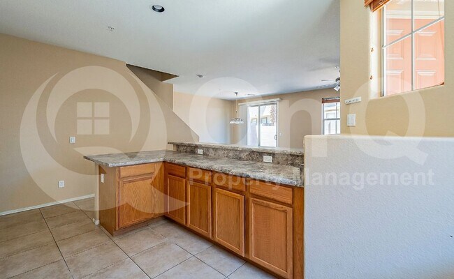 Photo - 1330 S Aaron