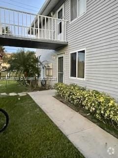 Building Photo - 150 SE Village Dr Unit 150 Rental