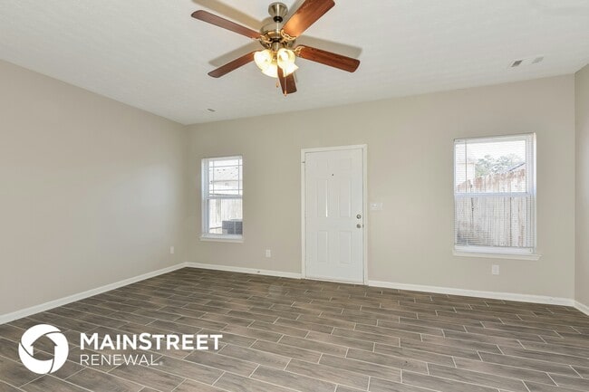 Photo - 6332 Ellenwood Dr