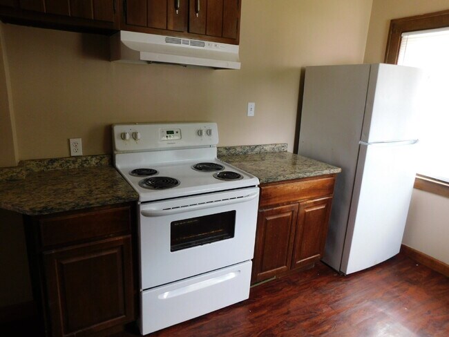 Photo - Smartly Located Bungalow in Great Area