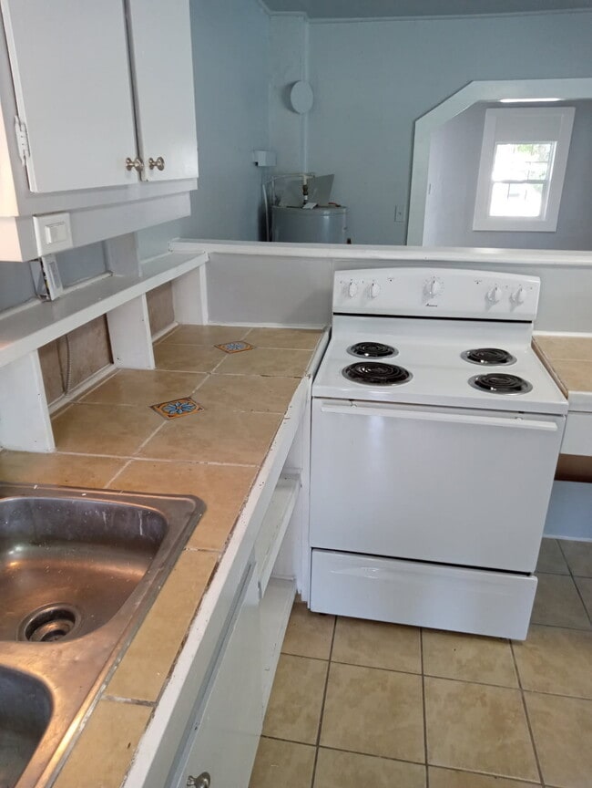 Photo - 751 S 12th St