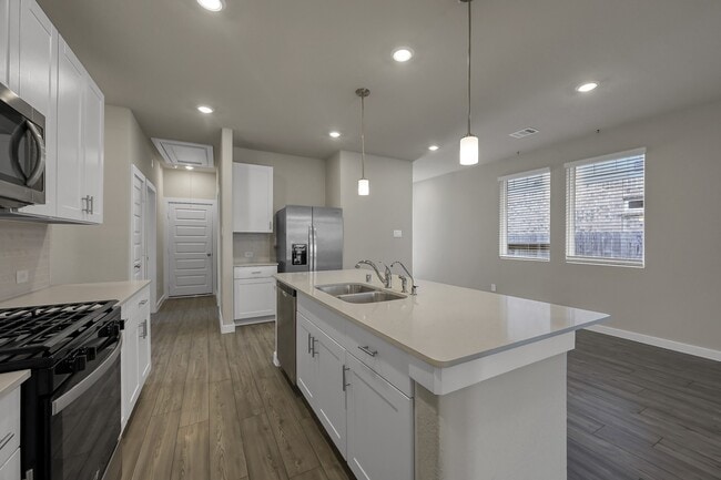 Building Photo - 9522 Sugar Berry Dr
