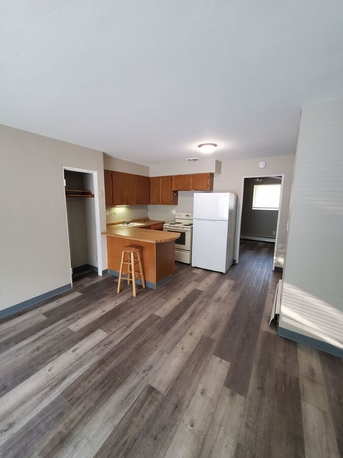 417 N Washington Ave 8 family - 417 N Washington Ave 8 family