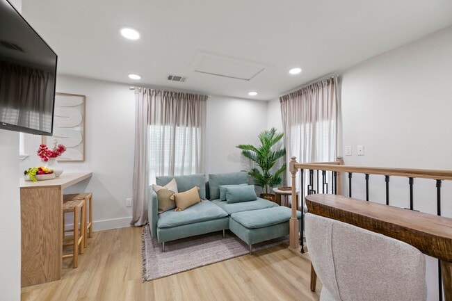 Photo - 1007 Eddington St Unit 1007