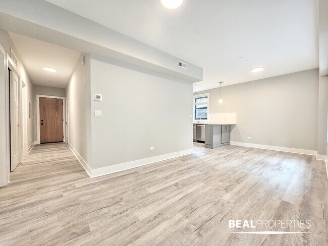 Photo - 1137 Oak Ave Unit 2