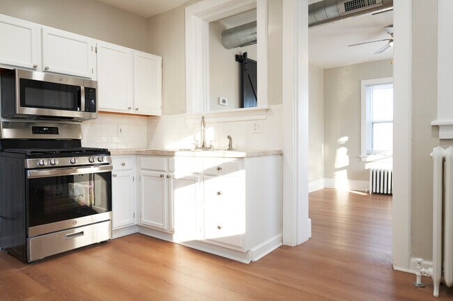 Photo - 755 Marshall Ave Unit 755B