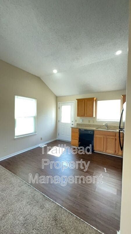 Photo - 18231 E 12th Ter N