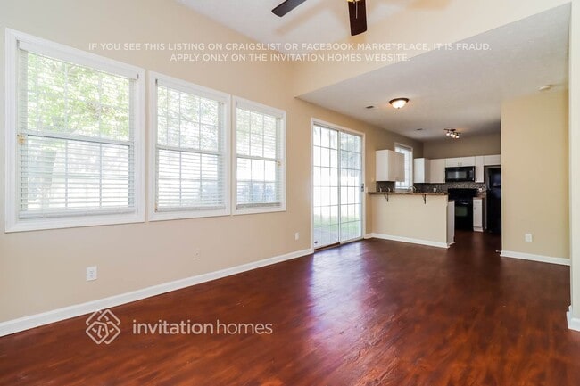 Photo - 260 Windcroft Cir NW