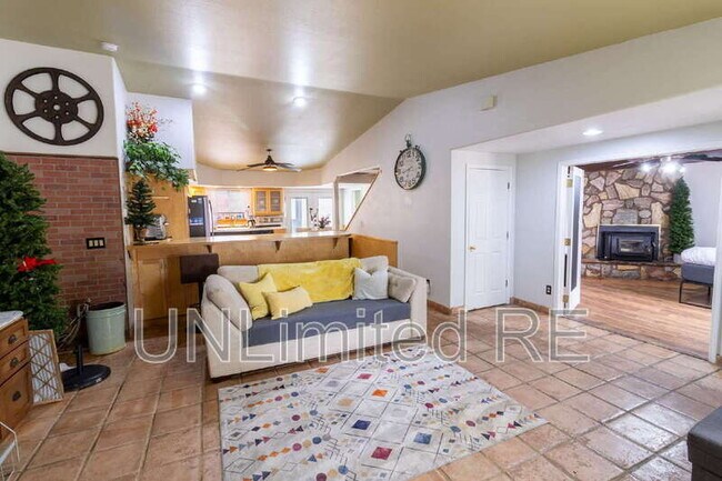Photo - 3565 N Manor Rd