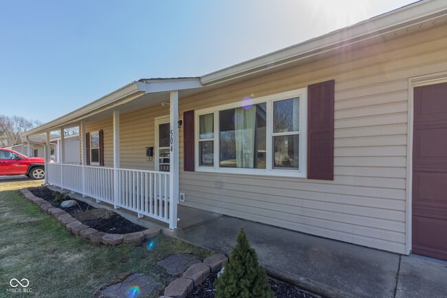 Photo - 504 Mooreland Dr