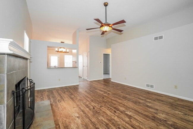 Photo - 1270 Pinnacle Dr