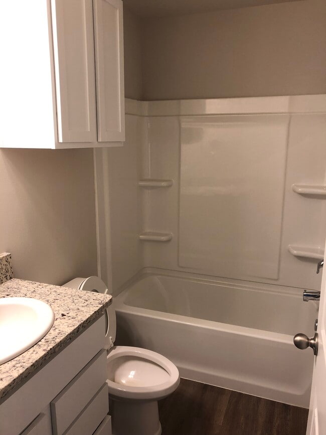 Photo - 16837 Highland Heights Dr