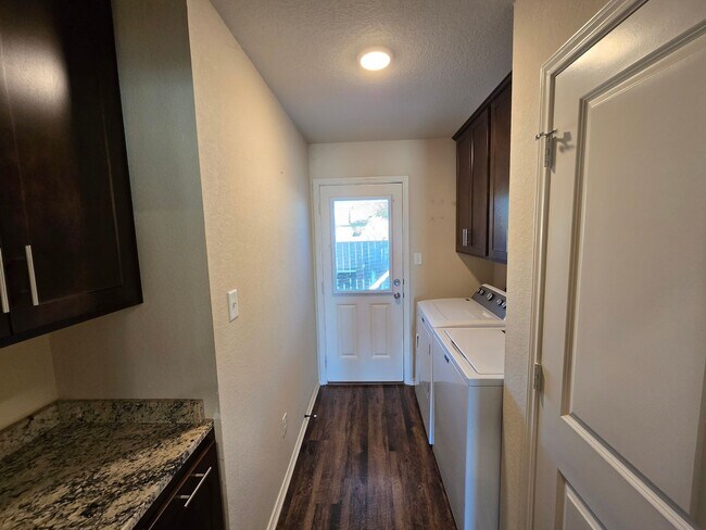 Photo - Cozy 3 Bedroom 2 Bath Home in Navasota!!