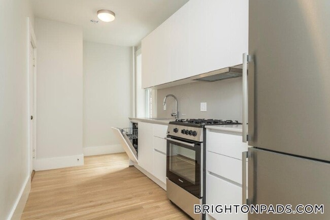 Photo - 288 Chestnut Hill Ave Unidad 12A