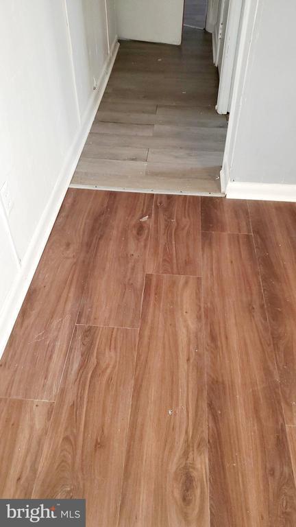 Photo - 623 N 64th St