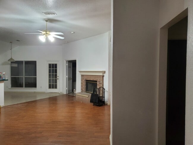 Photo - 6812 Coldwater Canyon Rd