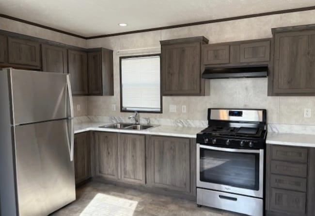 Photo - 28 W Legrand Ave