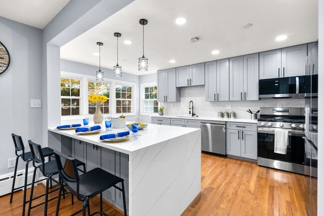 Photo - Decatur Unit Upper