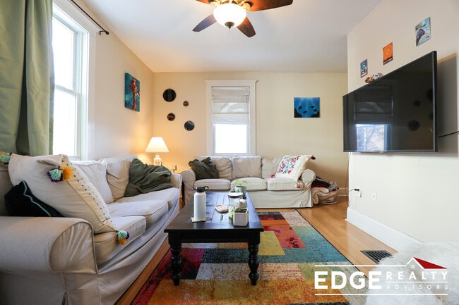 Photo - 9 Baldwin Pl