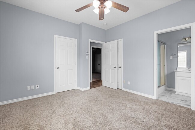 Photo - 140 Meadowview Dr