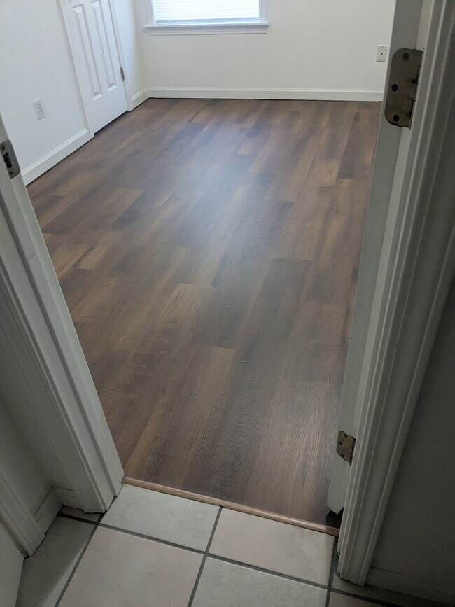 Photo - 321 Trammell St Unidad #4