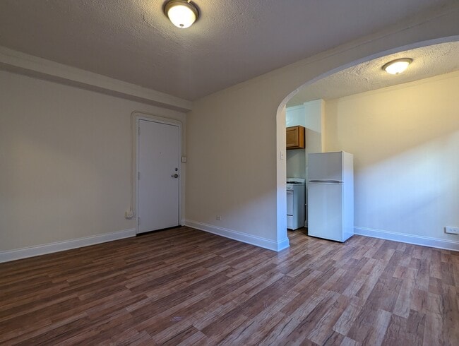 Photo - 5417 N Kenmore Ave