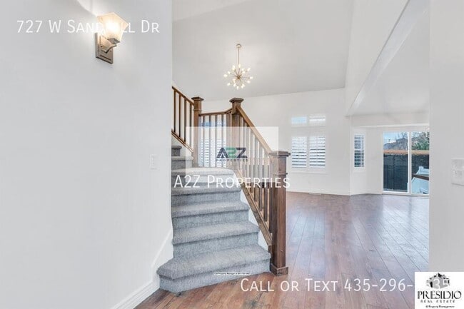 Photo - 727 Sandhill Dr