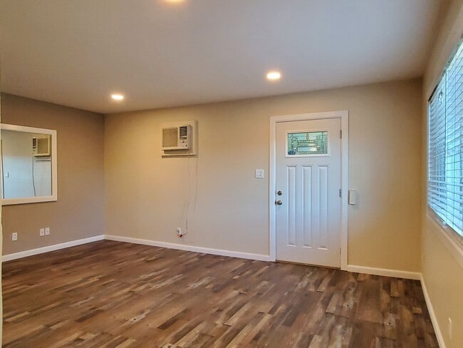 Photo - 2217 Bonifacio St Unit 2217 Bonifacio St